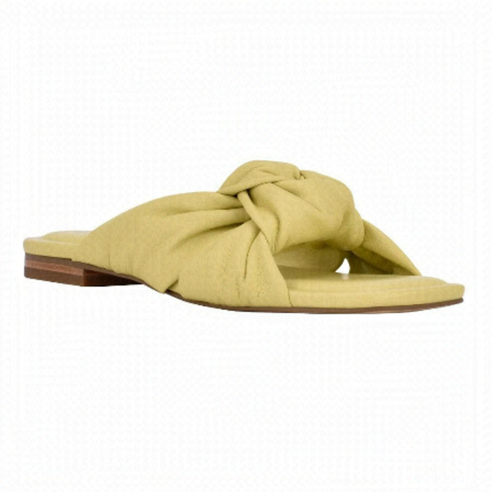 MARC Fisher Women's Yellow "Farisa" Sandals Brand New Slides